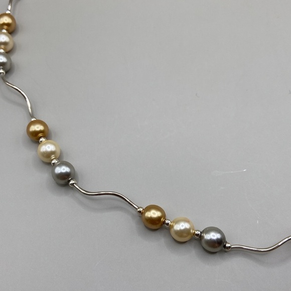 Vintage Silver Faux Pearl Necklace - Picture 3 of 6